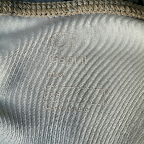 Gap Fit Cropped Leggings - Picture 3 of 4